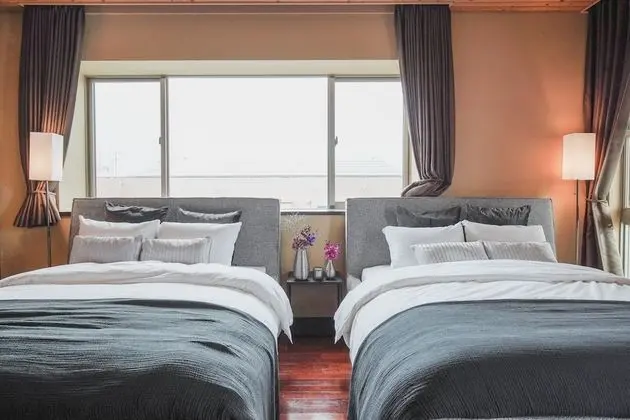 Ev (Resort Chatan)