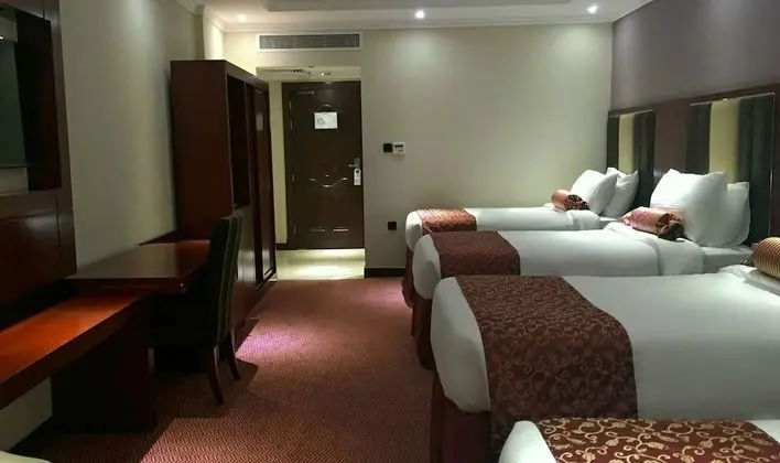 Standard Dört Kişilik Oda