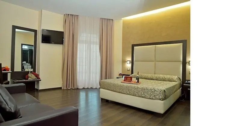 Superior Tek Büyük Yataklı Oda