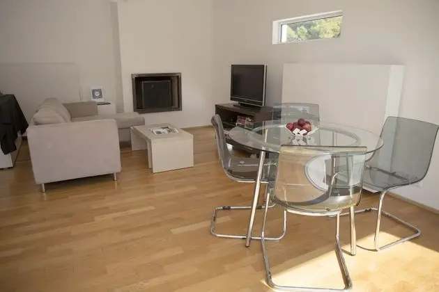 Deluxe Apart Daire, Bahçe Manzaralı