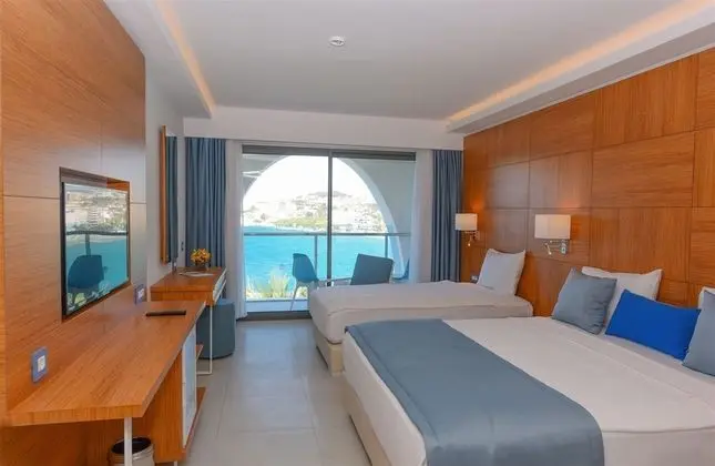 Grand Oda, Deniz Manzaralı