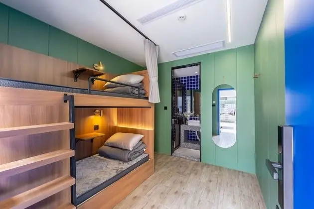 Deluxe Ortak Ranzalı Oda, Sadece kadınlar için, Sigara İçilmez, Şehir Manzaralı