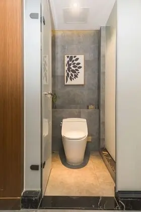 Business Tek Büyük Yataklı Oda