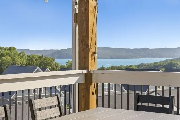 Ev, Birden Çok Yatak, Balkon