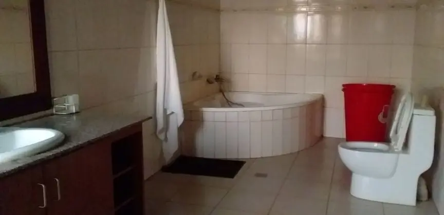 Tek Büyük Yataklı Oda