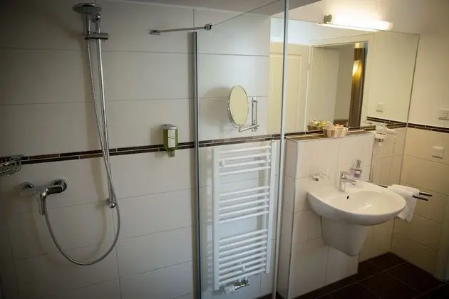 Comfort Üç Kişilik Oda, Özel Banyo