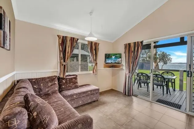 Villa, 2 Yatak Odası, Denize Sıfır (5B)