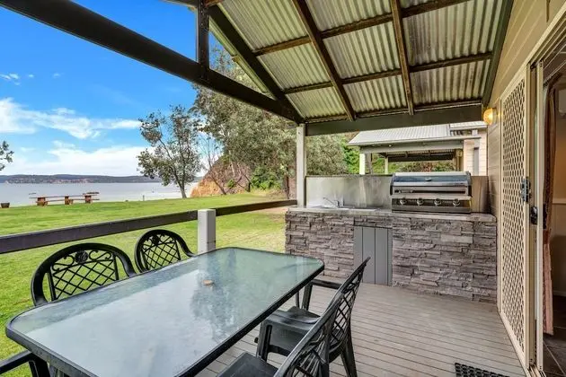 Villa, 2 Yatak Odası, Denize Sıfır (5B)