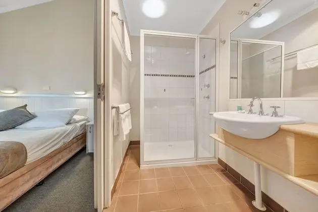 Villa, 2 Yatak Odası, Denize Sıfır (5B)