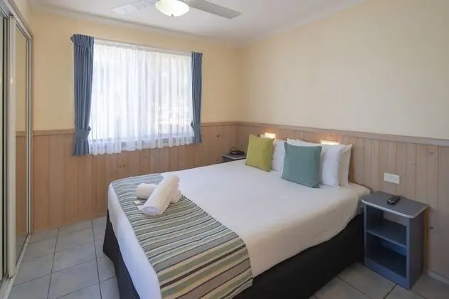 Villa (Waterfront Villa 1 night)