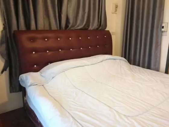 Big Family House ( 4 Bedrooms )