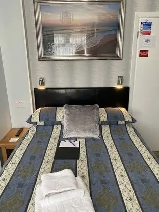 Basic Tek Büyük Yataklı Oda, Banyolu/Duşlu