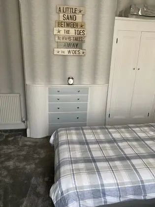 İki Ayrı Yataklı Oda, Banyolu/Duşlu