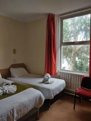 Standard Üç Kişilik Oda, Birden Çok Yatak