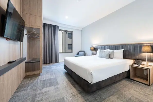 1 Bed Deluxe
