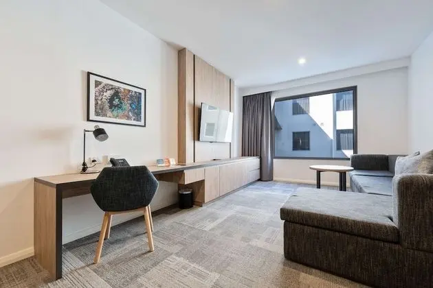 1 Bed Deluxe