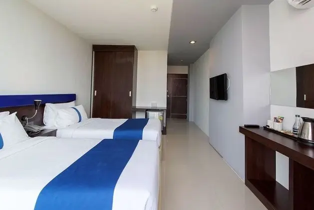 Grand Lake View Room