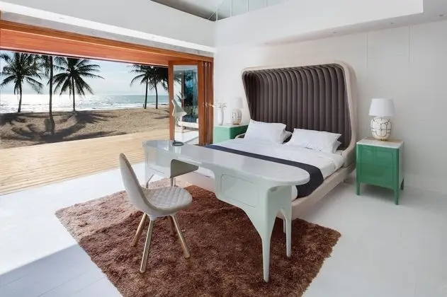 Luxury Villa, 3 Yatak Odası, Okyanus Manzaralı, Denize Sıfır (Collectors)