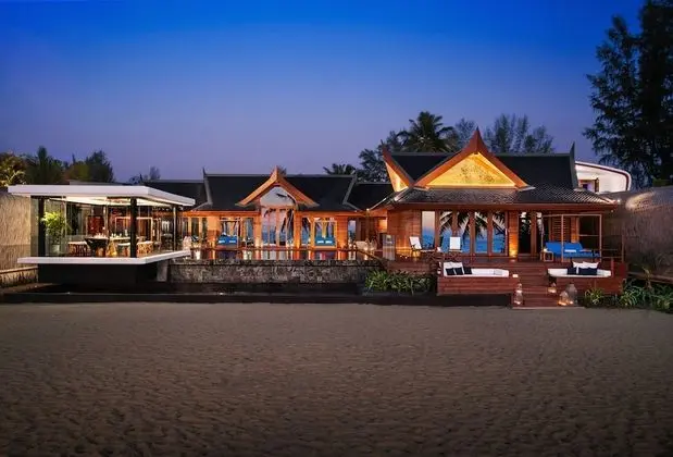 Luxury Villa, 3 Yatak Odası, Okyanus Manzaralı, Denize Sıfır (Collectors)