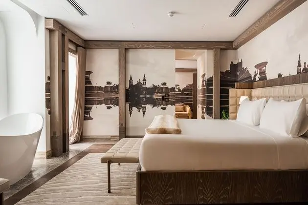 The Spa Suite