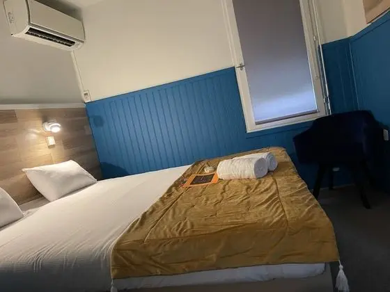 Standard Tek Büyük Yataklı Oda