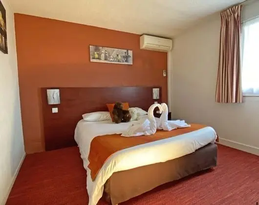 Tek Büyük Yataklı Oda