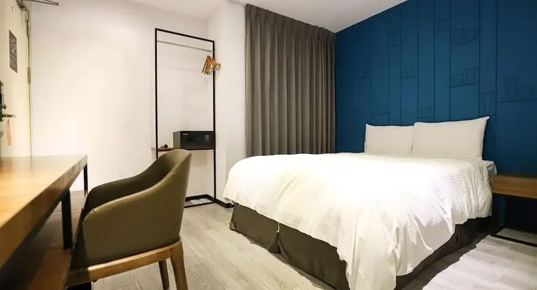 Standard Tek Büyük Yataklı Oda