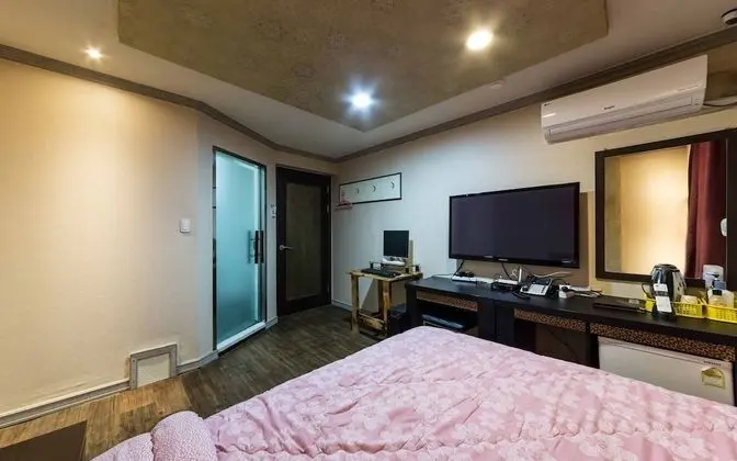 Oda (Standard Room)