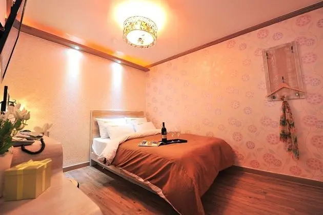 Oda (Couple Room (2 People))