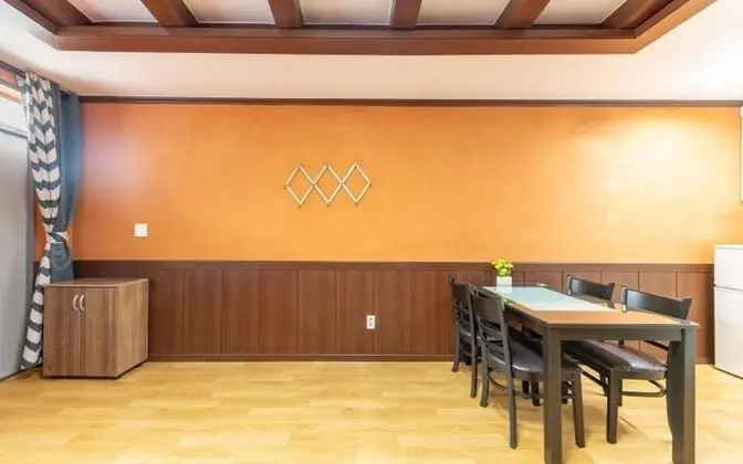 Oda (Green Room (Cypress Tree Room))