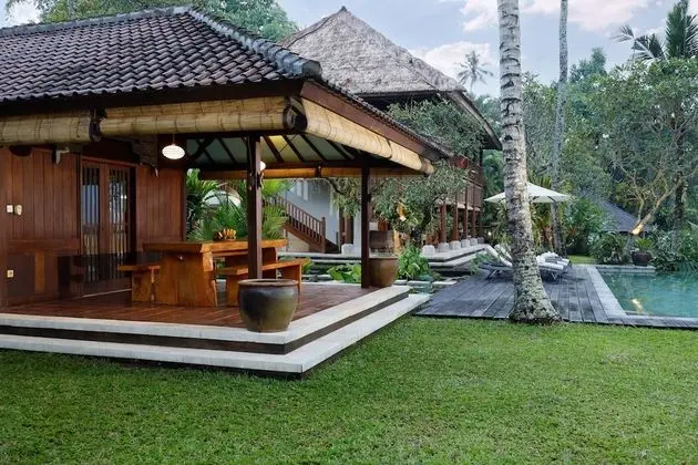 Signature Villa