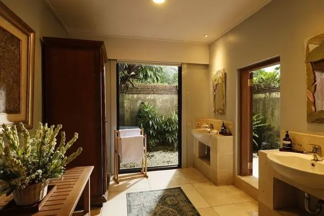 Signature Villa