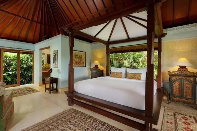 Signature Villa
