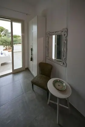 Deluxe Tek Büyük Yataklı Oda, Havuz Manzaralı