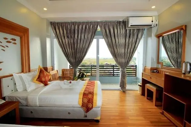 Superior Tek Büyük Yataklı Oda, Balkon