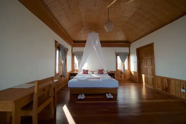 Bungalov, Göl Manzaralı