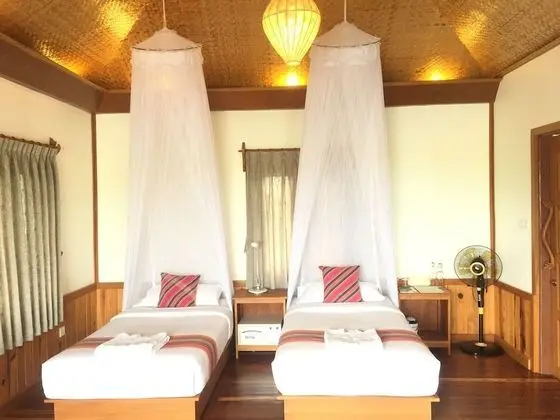 Bungalov, Göl Manzaralı