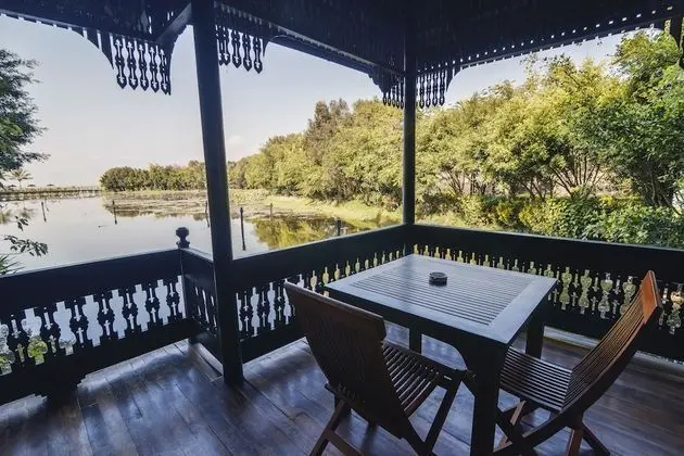 Royal Villa, Bahçe Manzaralı (Private Pond)