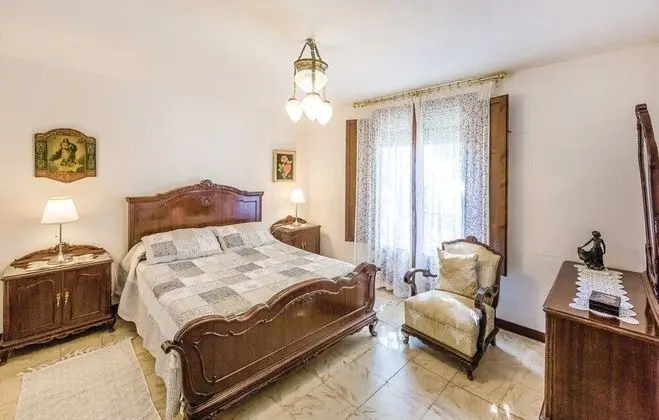 Ev, 6 Yatak Odası, Dağ Manzaralı