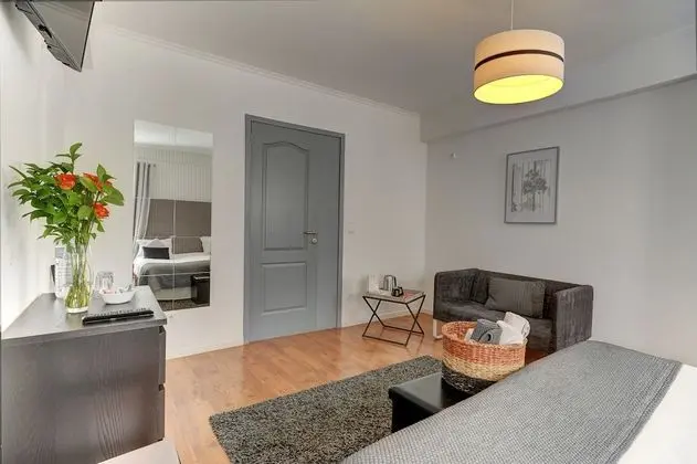 Superior Tek Büyük veya İki Ayrı Yataklı Oda