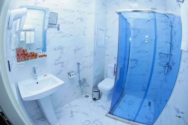 Standard Tek Büyük veya İki Ayrı Yataklı Oda
