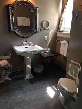 Luxury Oda, 1 En Büyük (King) Boy Yatak, Şömine