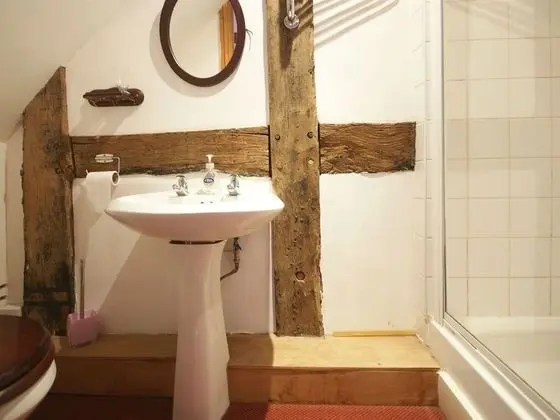 Süit, Banyolu/Duşlu