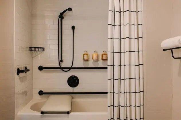 Tek Büyük Yataklı Oda, Engellilere Uygun