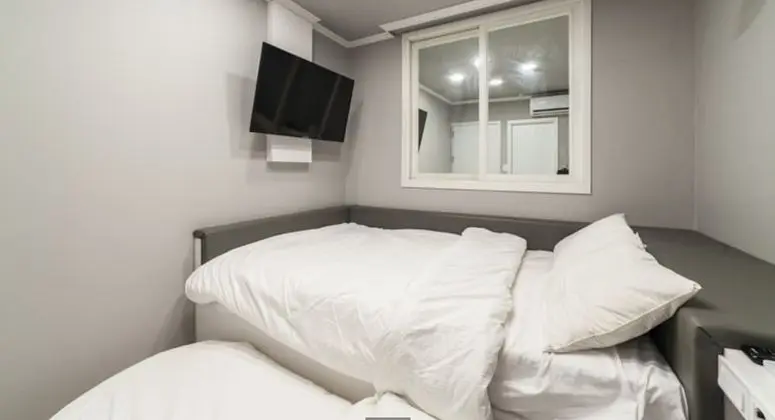 Basic İki Ayrı Yataklı Oda