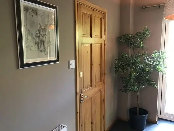 Süit, Engellilere Uygun, Banyolu/Duşlu (Caernarfon Suite)