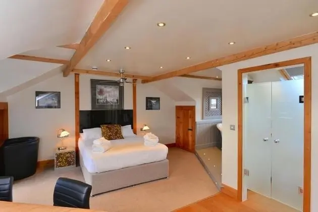Çatı Katı Süiti (Penthouse), Balkon