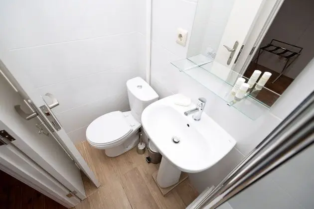 Tek Büyük Yataklı Oda, Özel Banyo (1)