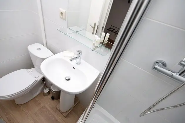 Tek Büyük Yataklı Oda, Özel Banyo (1)