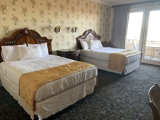 Standard Tek Büyük Yataklı Oda, Banyolu/Duşlu, Üzüm Asması Manzaralı (Double Queen Vineyard Vie)